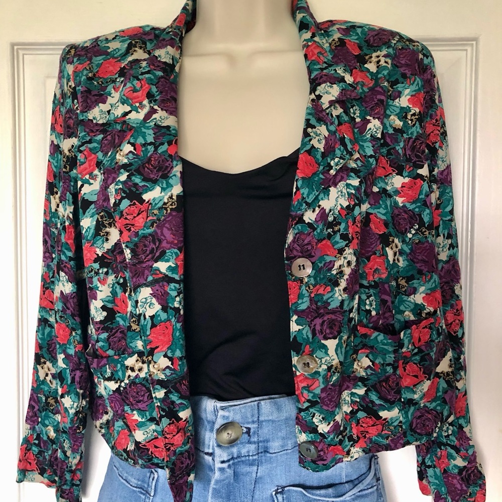 Vintage Floral Blazer - Picture 6 of 11